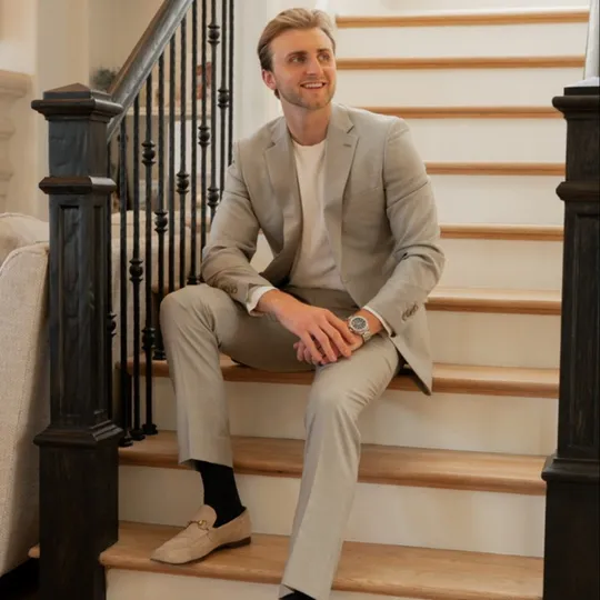 Mason Dills, Agent in  - Compass