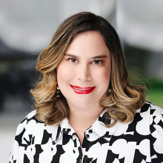 Jennifer Larsen, Agent in  - Compass