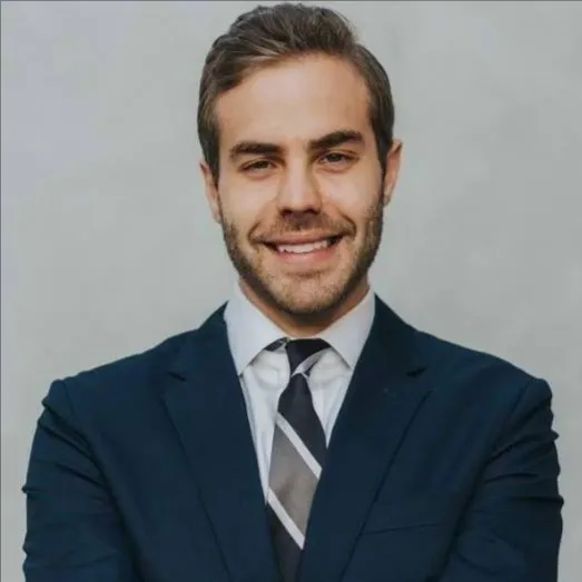 Thomas Campanis, Agent in  - Compass