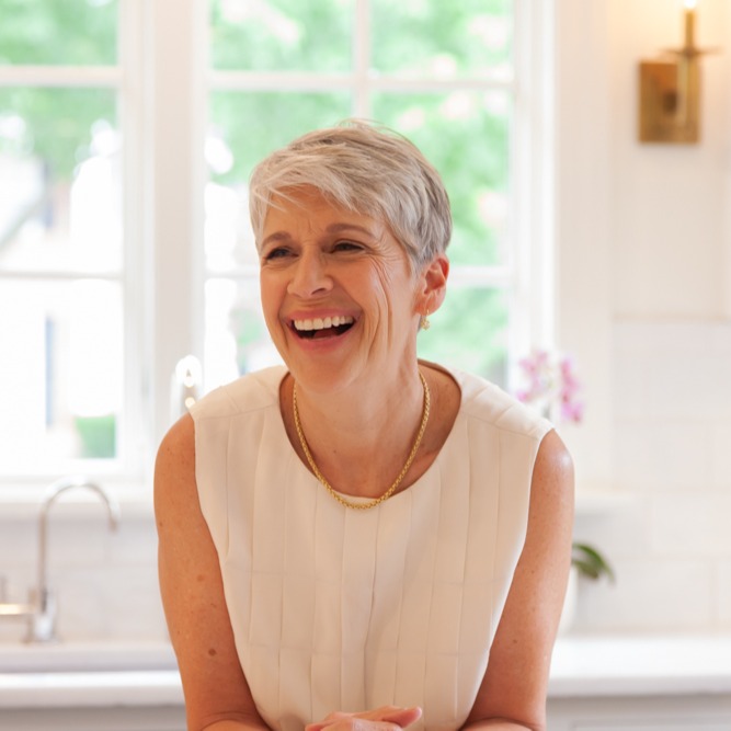 Headshot of Susan Creidenberg