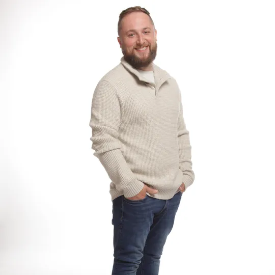 Zac Halpin, Agent in  - Compass