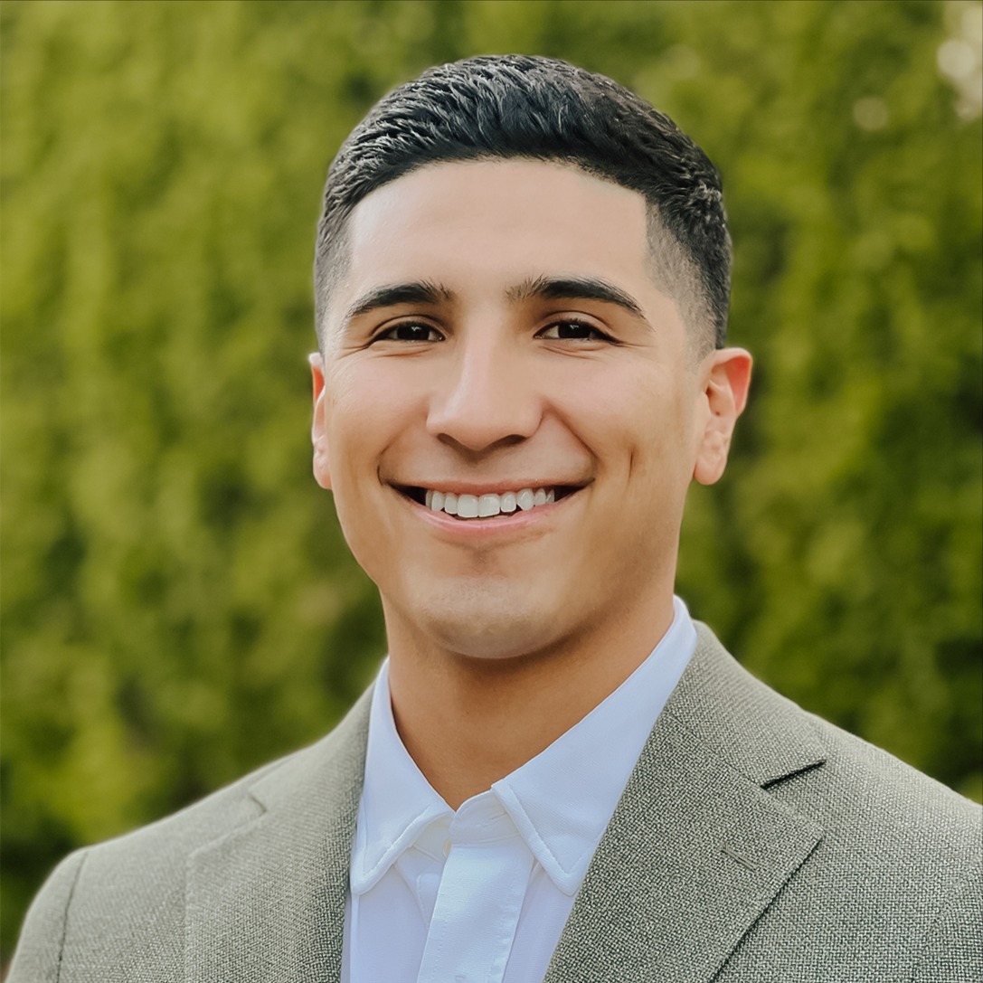 Headshot of Nate Kelly