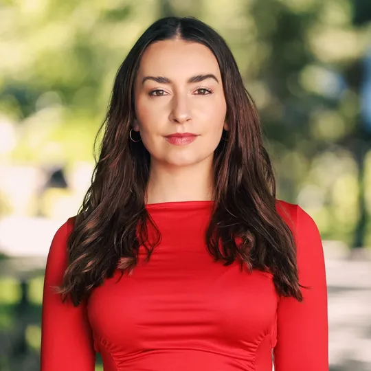 Eleanor Turner, Agent in  - Compass