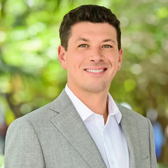 Bailey Chalfont, Agent in  - Compass