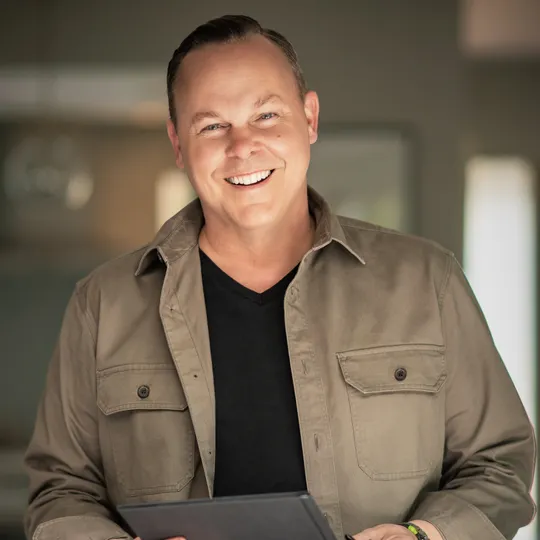 Jason Gorski, Agent in  - Compass