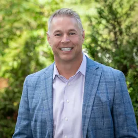 Andy Bovender, Agent in  - Compass