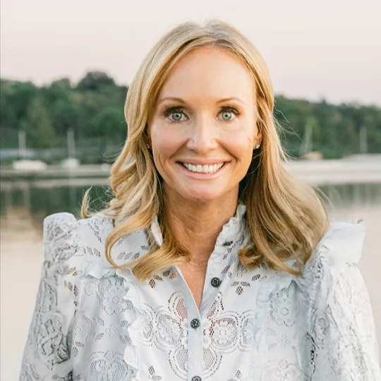 Sarah Gantt, Agent in  - Compass