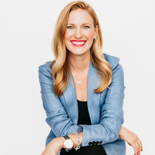 Christal Spata, Agent in  - Compass