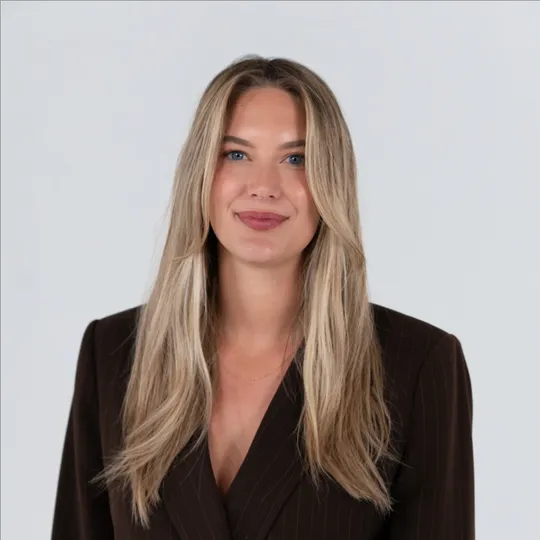 Christina Pol, Agent in  - Compass