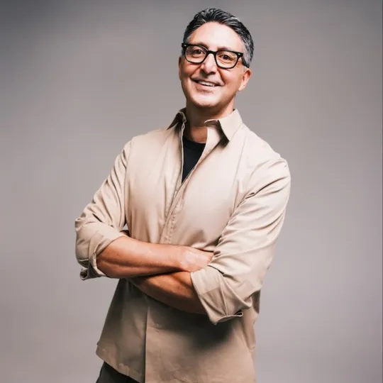 Patrick Moya, Agent in  - Compass