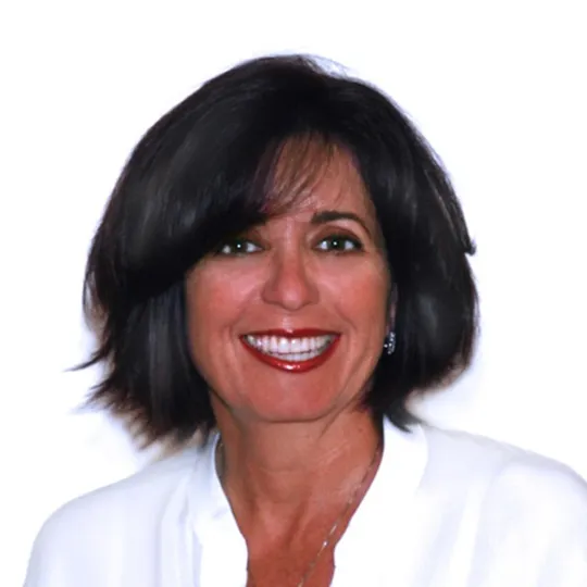 Kelly Fenton, Agent in  - Compass