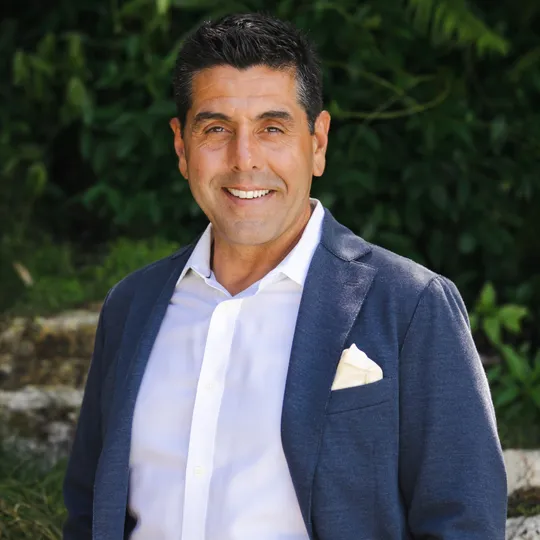 Tony Accardo, Agent in  - Compass