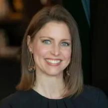 Allison Steffens, Agent in  - Compass