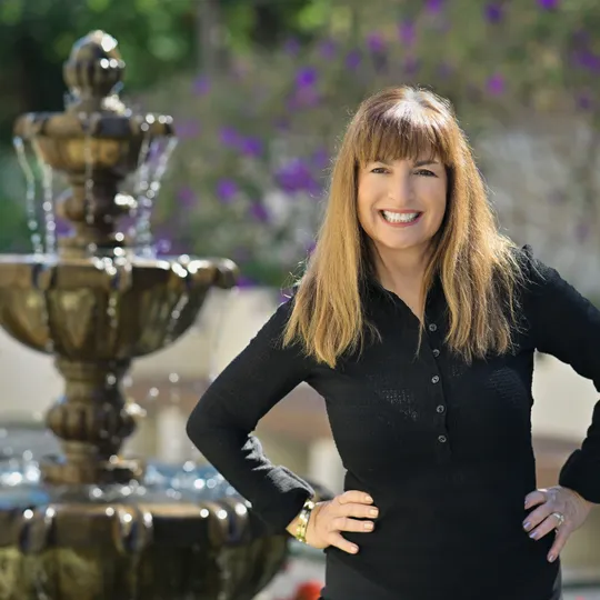 Pam Tyson, Agent in  - Compass