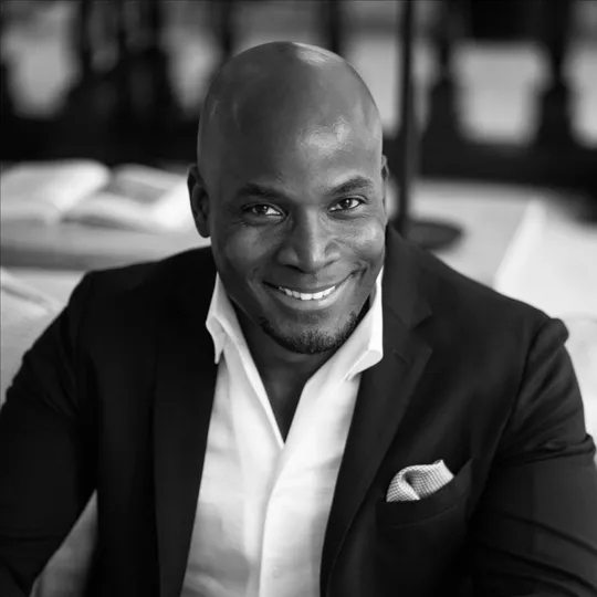 Denver Bright, Agent in  - Compass