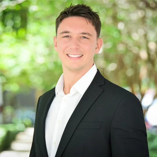 Jamie Austin, Agent in  - Compass