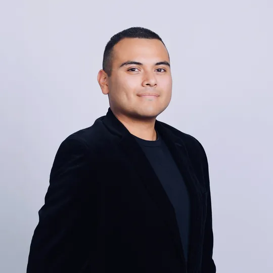 Fabrizzio Escobar, Agent in  - Compass