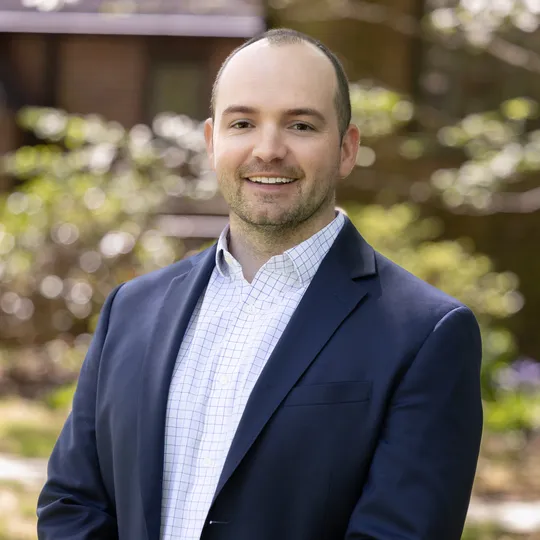 Liam O'Neill, Agent in  - Compass