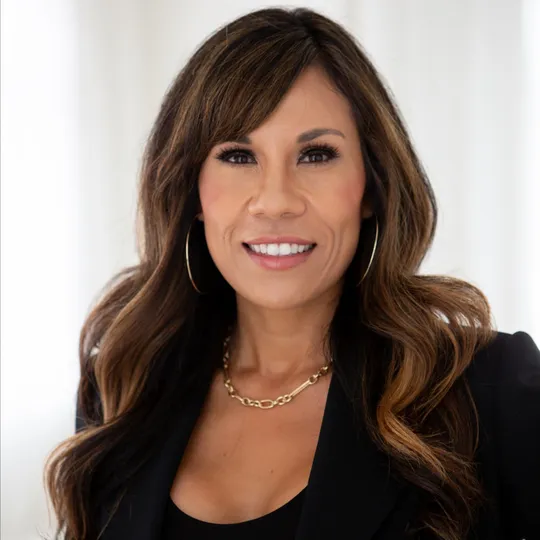 Nicole Davis, Agent in  - Compass