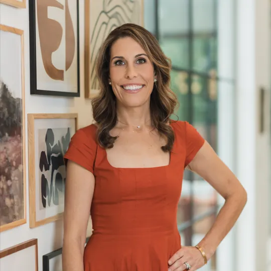 Christine Moore, Agent in  - Compass