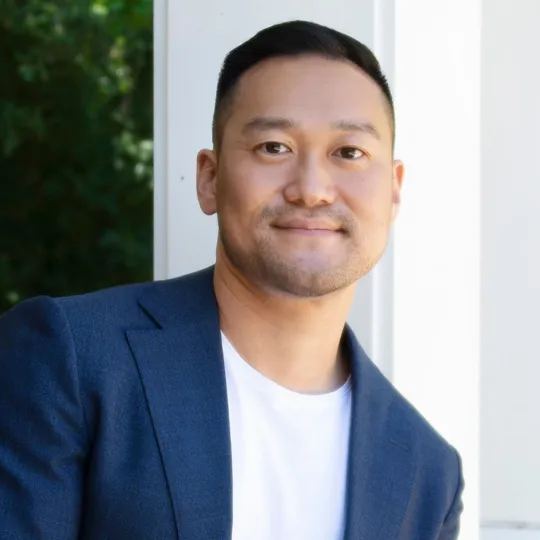 Robert Song, Agent in  - Compass