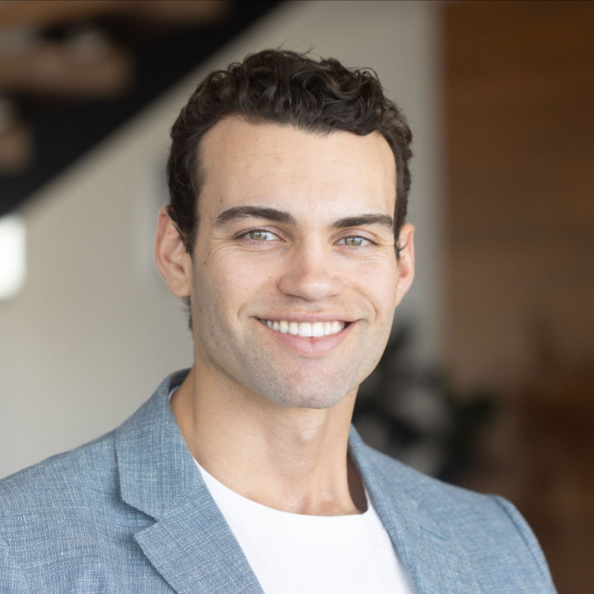 Headshot of John Cresto