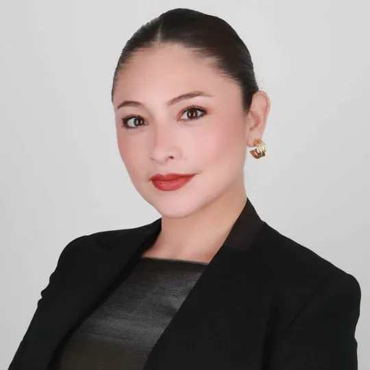 Debbie Villasana, Agent in  - Compass