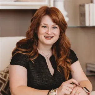 Danielle Wojcik, Agent in  - Compass