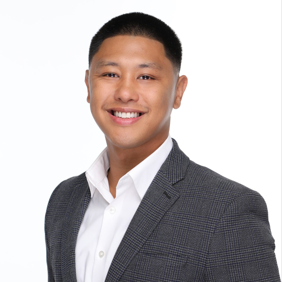 Headshot of Andrew Gonzalez