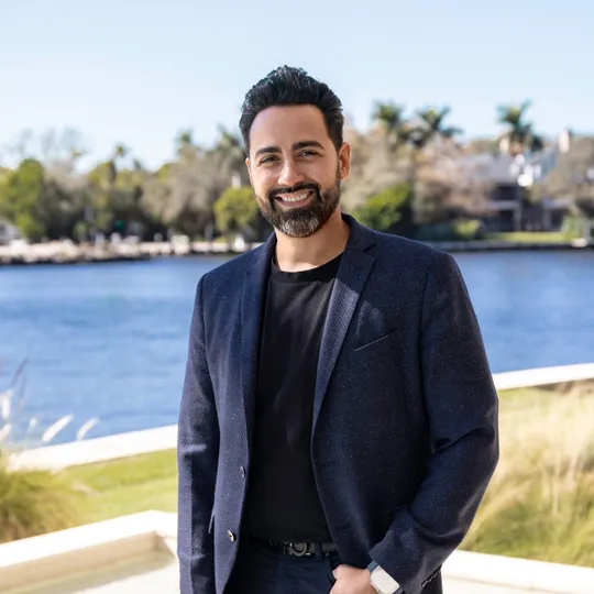 Iarussi Group, Agent in  - Compass