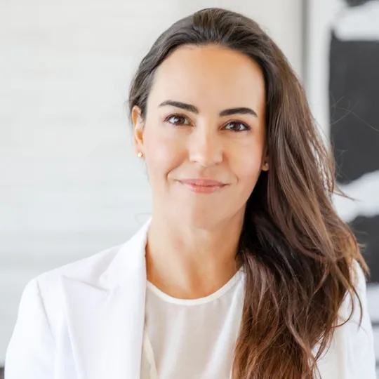 Mina Kawage Balsa, Agent in  - Compass