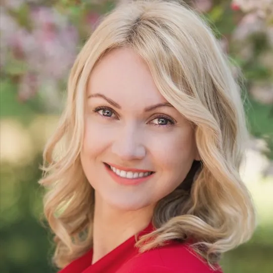 Edyta Wilk, Agent in  - Compass