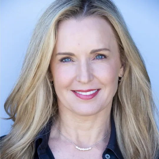 Mary Kay Mitchell, Agent in  - Compass