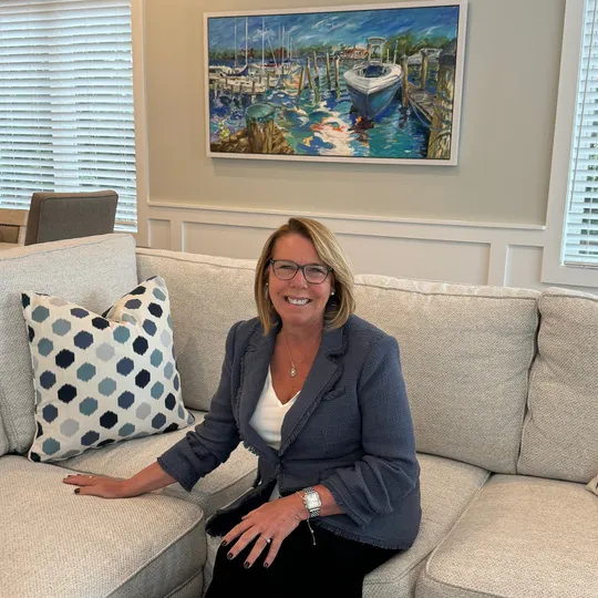 Cheryl Byrd, Agent in  - Compass