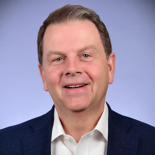 Britt Galloway, Agent in  - Compass