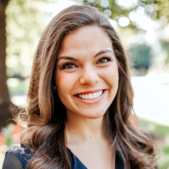 Christina Hanks, Agent in  - Compass