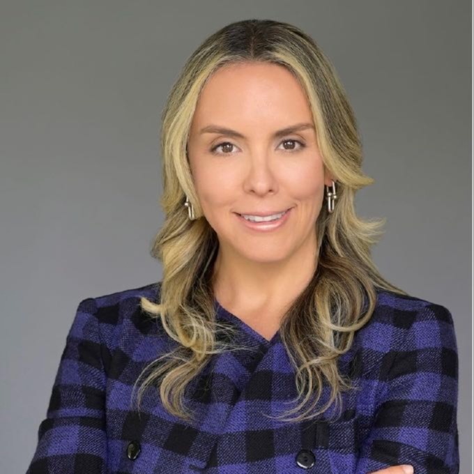 Headshot of Stephanie Bendoym