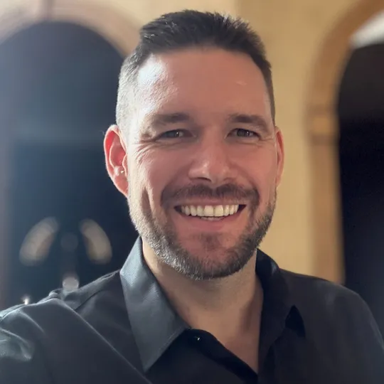 Marc Zachrau, Agent in  - Compass