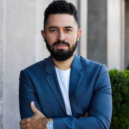 Ruben Juarez, Agent in  - Compass