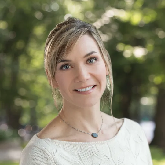 Stephanie Fairchild, Agent in  - Compass