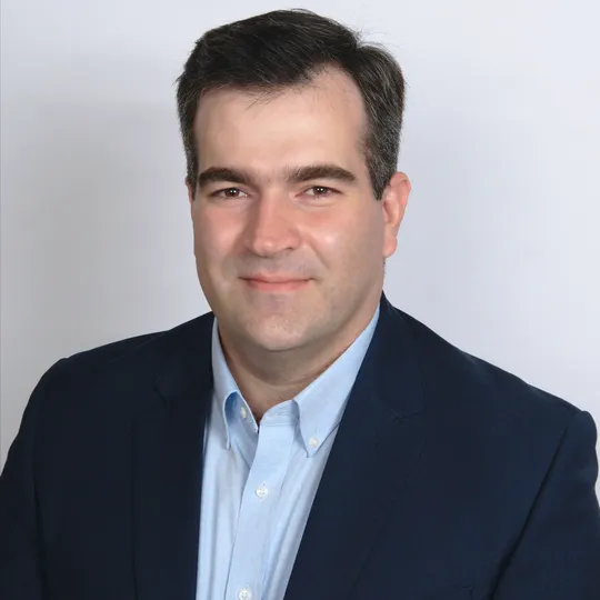 Farzad Bonakdar, Agent in  - Compass