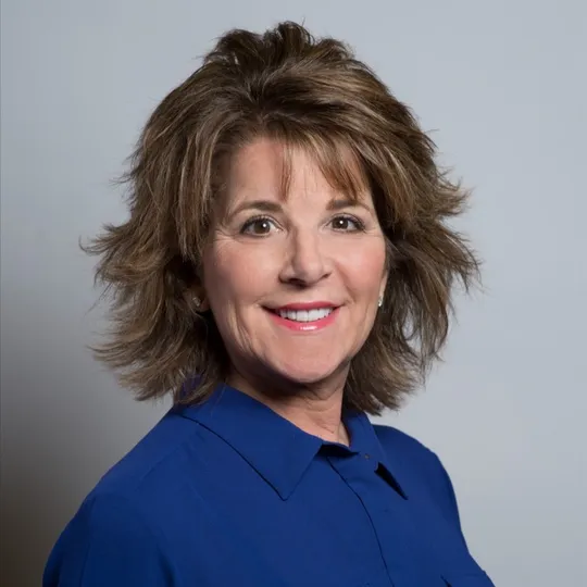 Teresa Hamilton, Agent in  - Compass