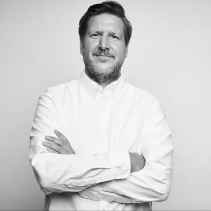 Mark Schlosser, Agent in  - Compass