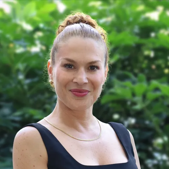 Cristina Restrepo, Agent in  - Compass