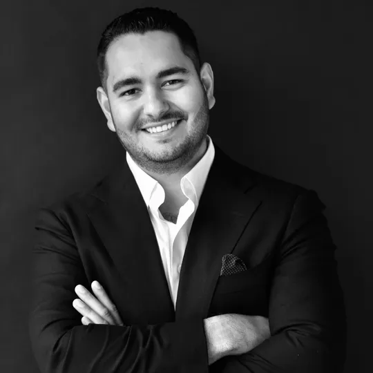 Shahab Madadi, Agent in  - Compass