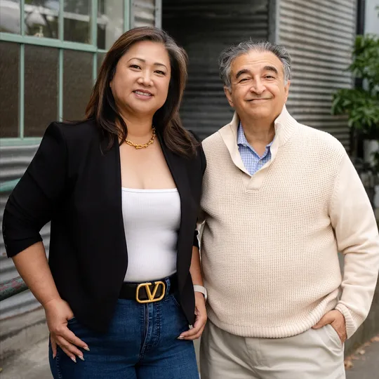 Mohseni Real Estate Group, Agent in  - Compass