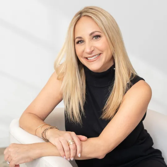 Amanda Briggs, Agent in  - Compass