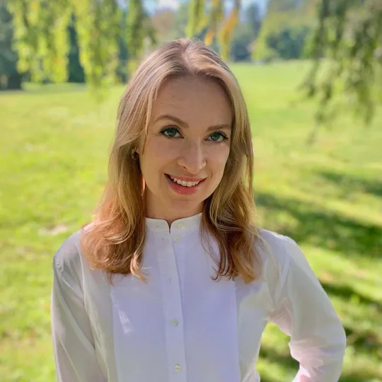 Rachael Chou, Agent in  - Compass