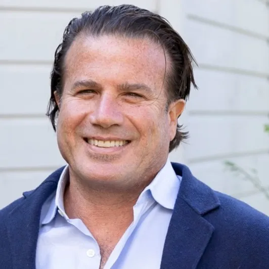 Paul Renn, Agent in  - Compass