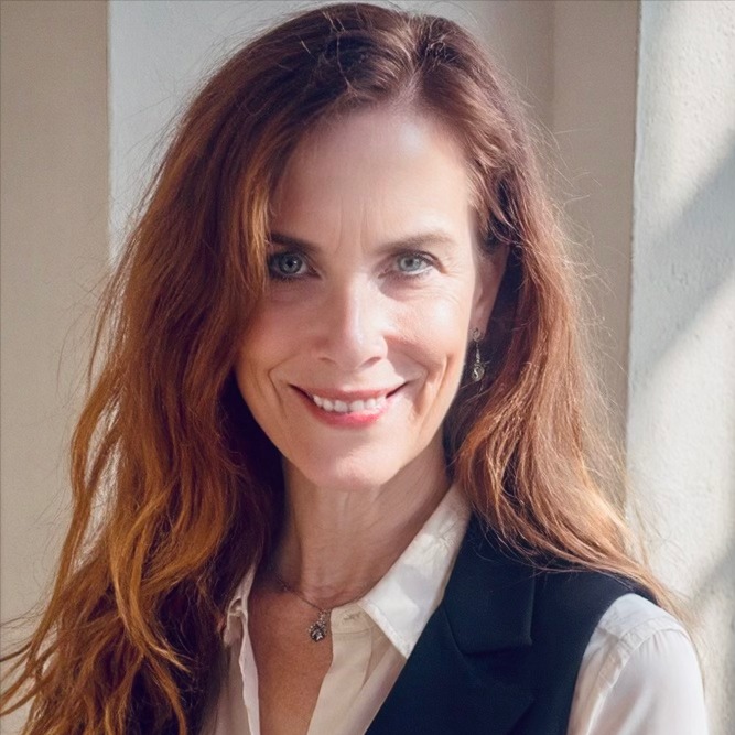 Headshot of Jennifer Peterson